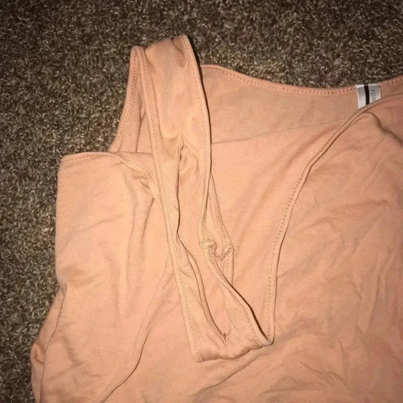 Forever 21 tank ❤️ - Picture 2 of 3